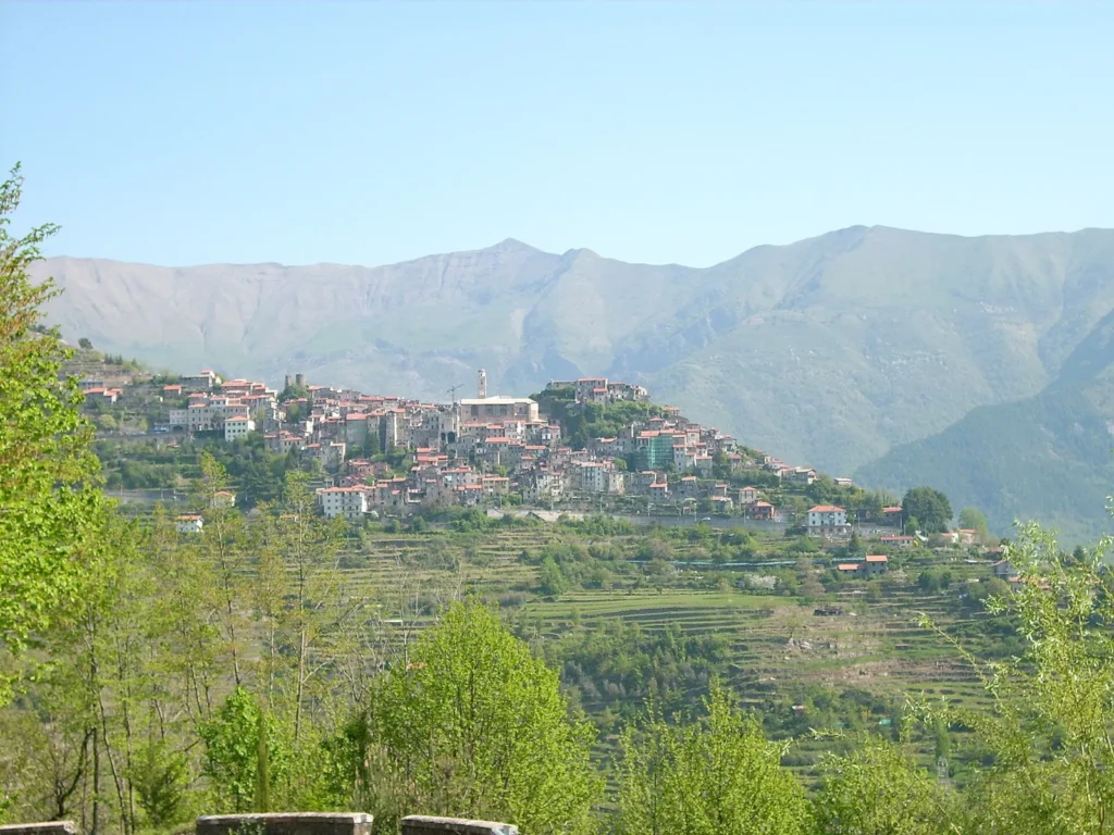 Triora tra i monti della Valle Argentina